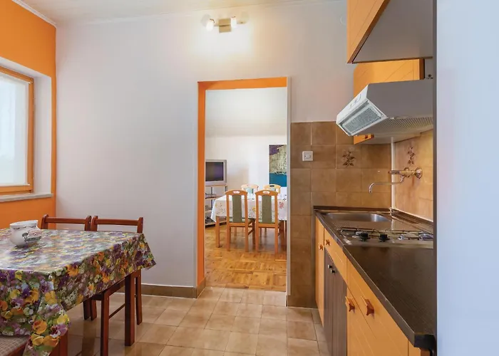 Kunfin V Appartement Tar-Vabriga