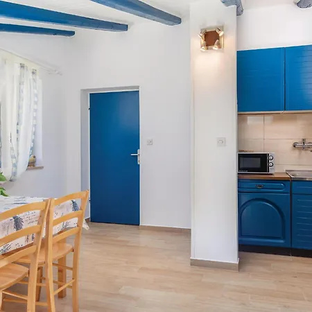 Cozy In Tar With House Sea View Tar-Vabriga