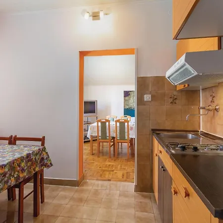 Cozy In Tar With House Sea View Apartment Tar-Vabriga