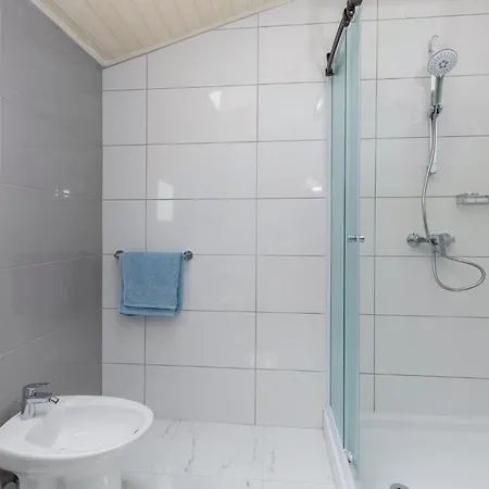 Apartment Cozy In Tar With House Sea View Tar-Vabriga
